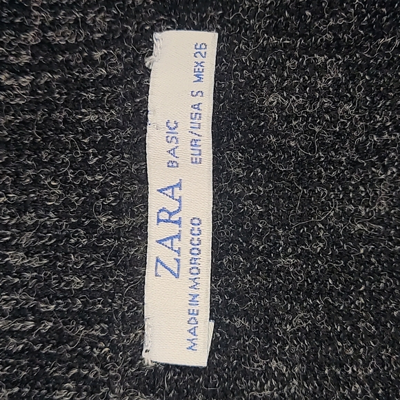 Zara Basic Ribbed V-Neck Sweater - Picture 3 of 9